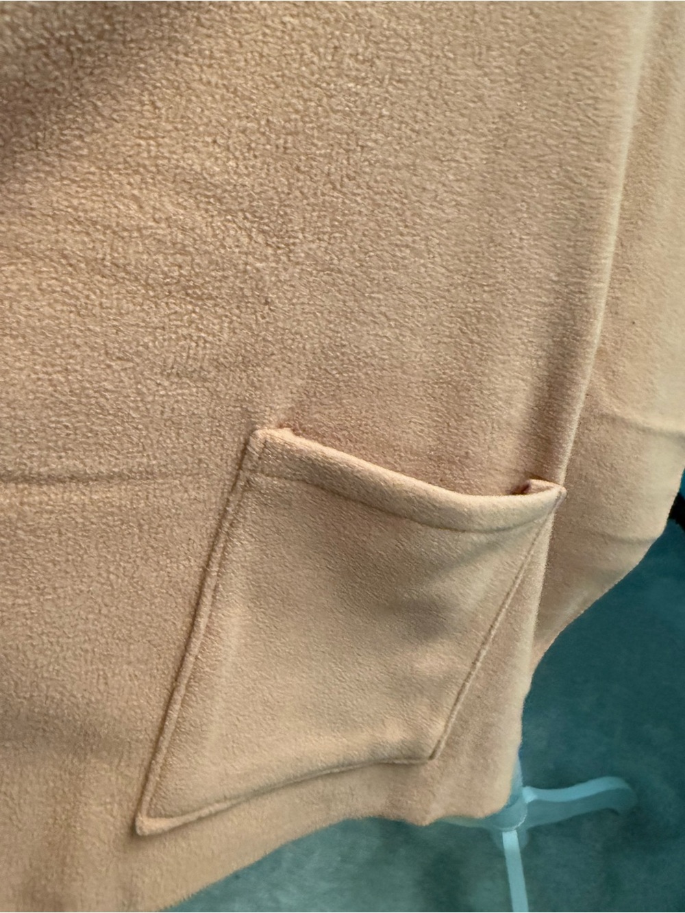 NWOT Cozy Camel Pocket Wrap for Women - Picture 8 of 11